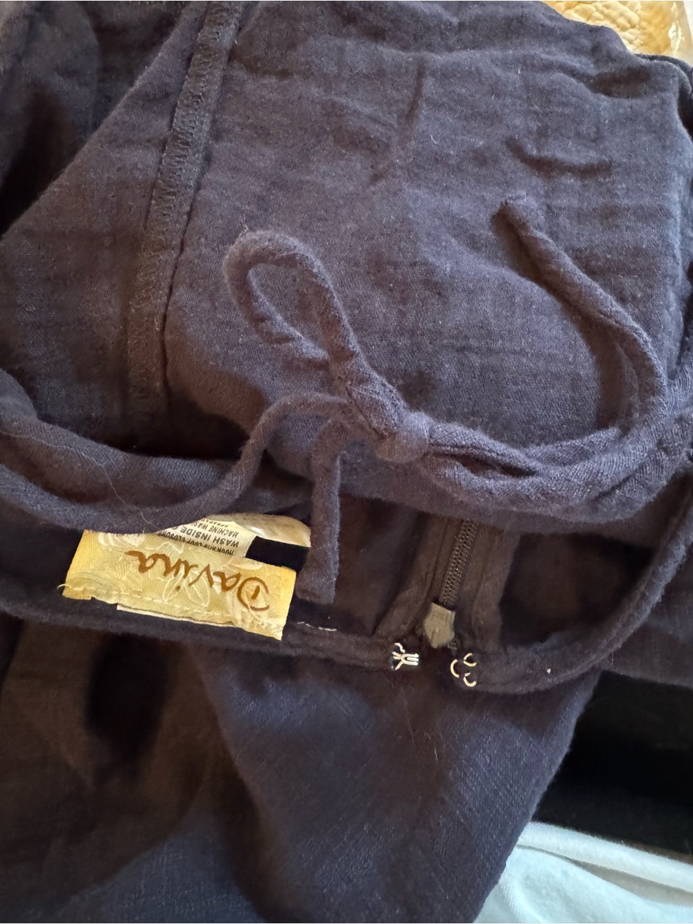 Women's Navy Wide-Leg Linen Jumpsuit - Sleek Spaghetti Strap - Picture 4 of 4